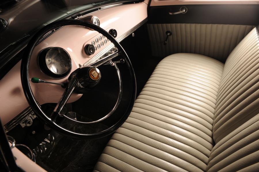 Интерьер Nash Rambler Custom Convertible Landau 1951 года  (фото 5 из 10)